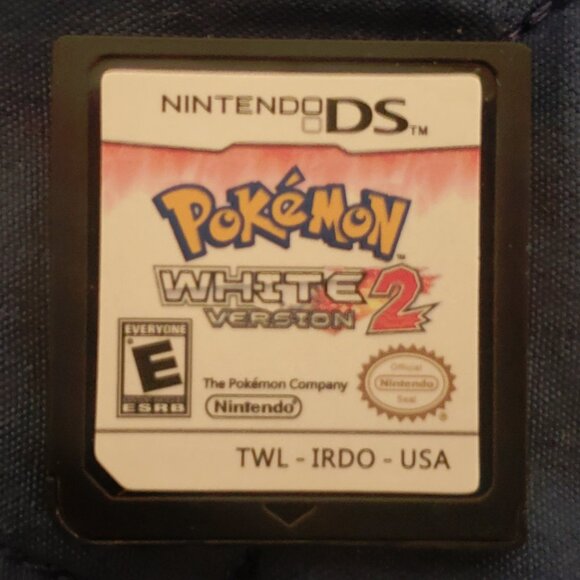 Pokemon White 2 Video Game Nintendo DS